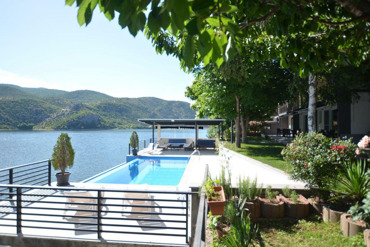 Villa Tikvesh Lake 카바다르시 외부 사진